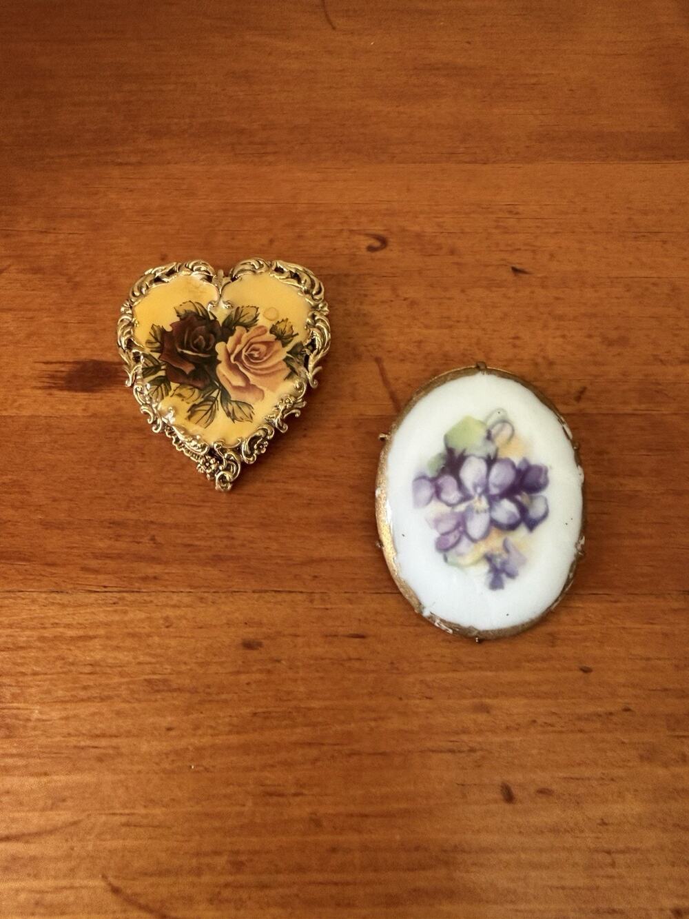 Vintage Porcelain Floral Brooch Lot 2 Violets Rose Heart Victorian Revival Pins